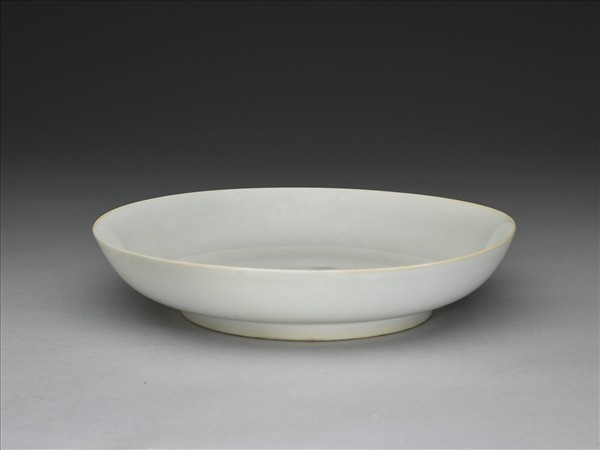 甜白釉盤