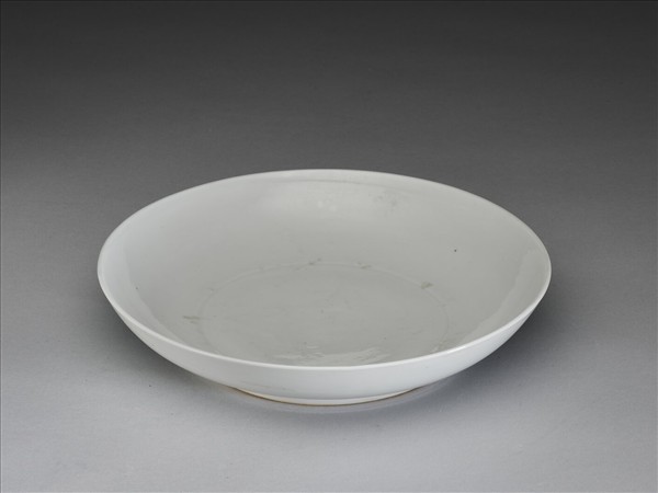 甜白釉盤
