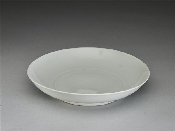 甜白釉盤