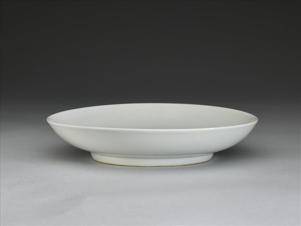 甜白釉盤