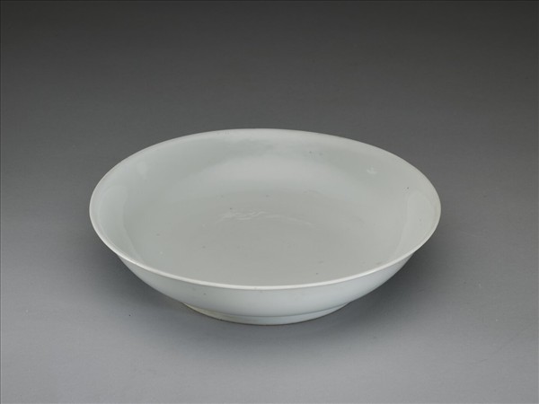 甜白釉盤