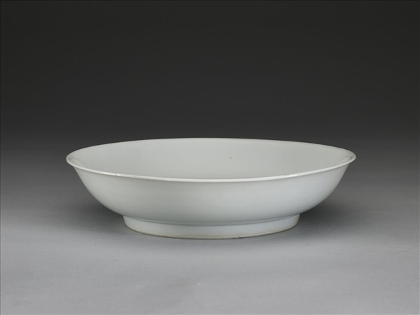 甜白釉盤