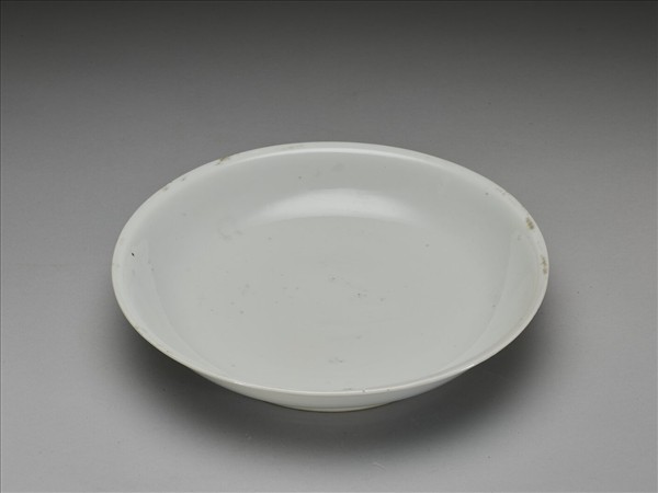 甜白釉盤
