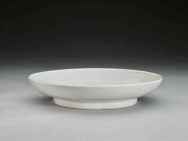 甜白釉盤