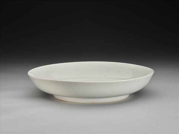 甜白釉盤