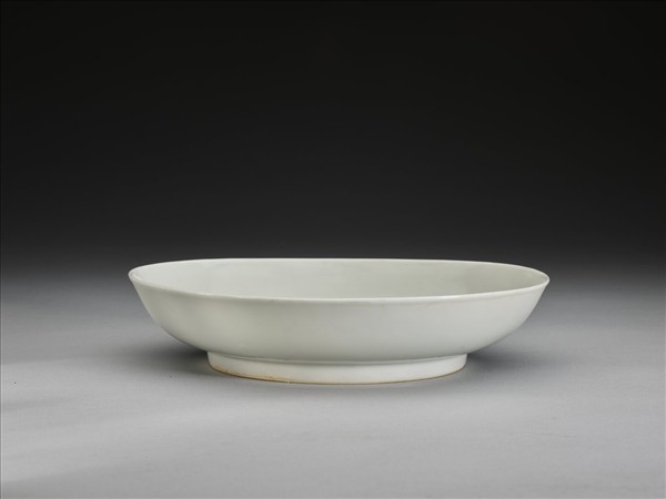 甜白釉盤