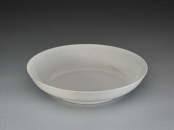 甜白釉盤