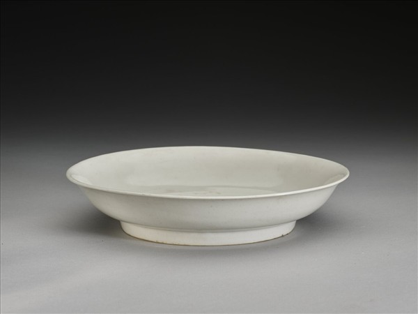 甜白釉盤