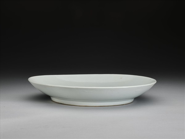 甜白釉盤