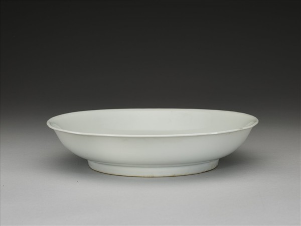 甜白釉盤