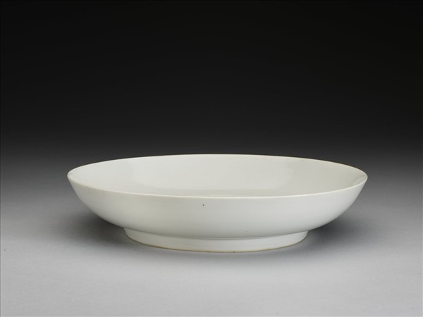 甜白釉盤