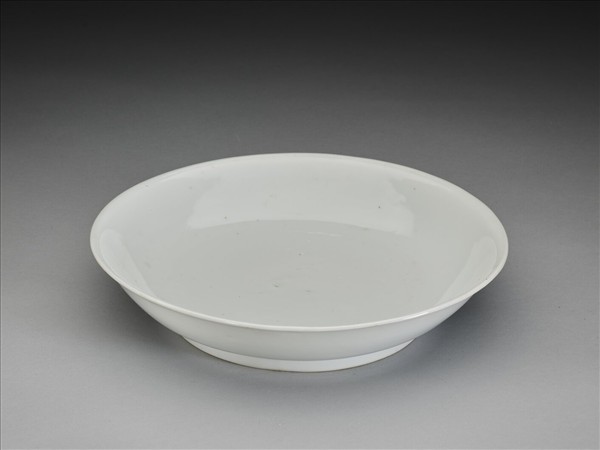 甜白釉盤