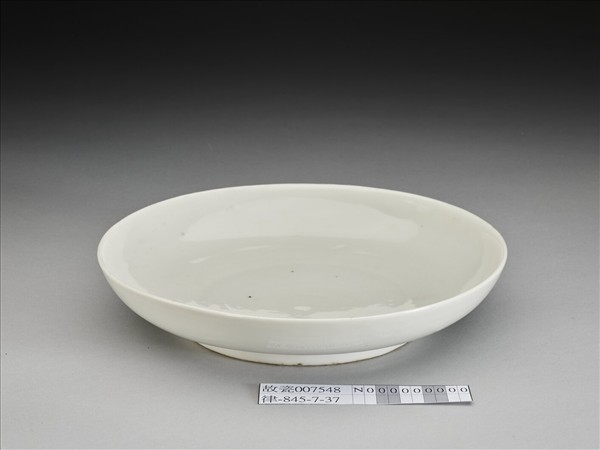 甜白釉盤