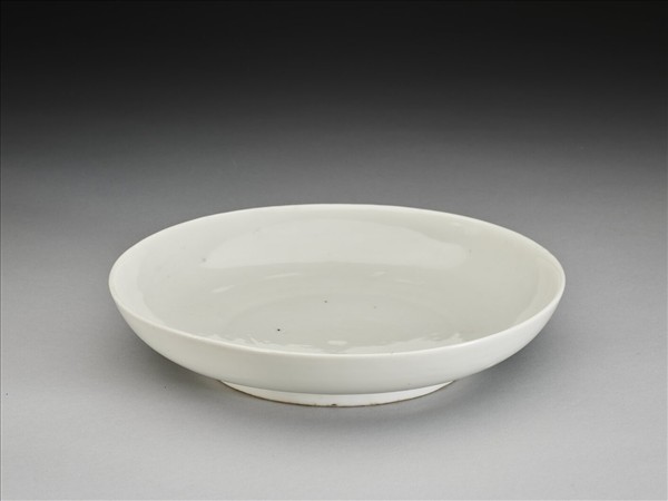 甜白釉盤