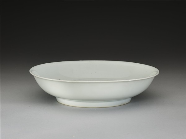 甜白釉盤