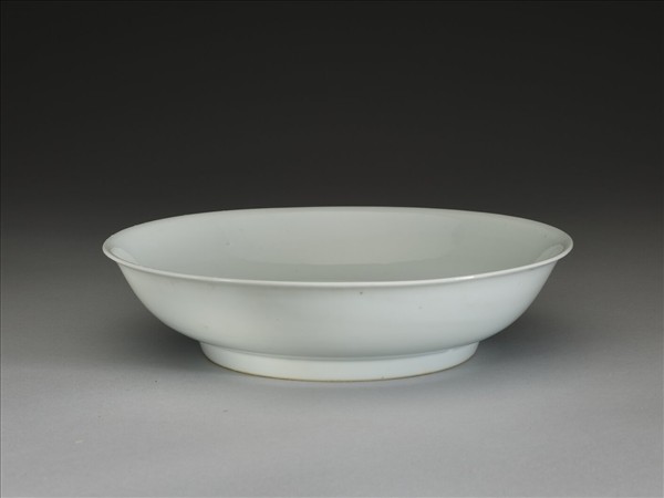甜白釉盤