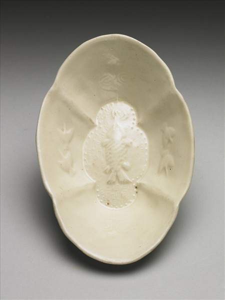 定窯 白瓷印花魚紋杯