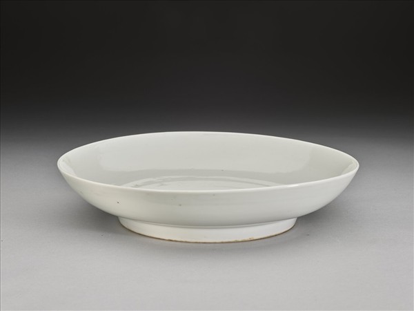 甜白釉盤