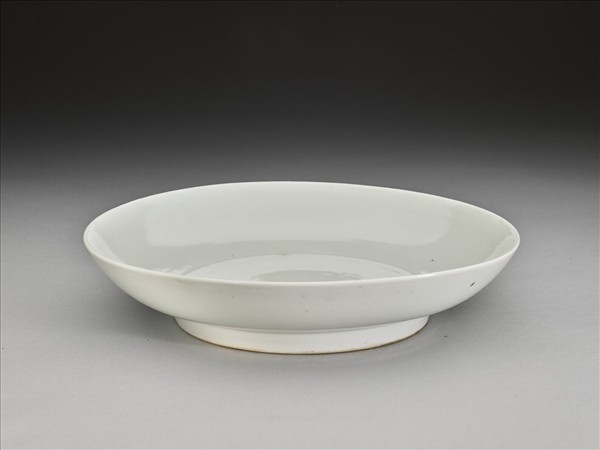 甜白釉盤