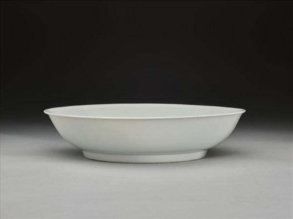 甜白釉盤