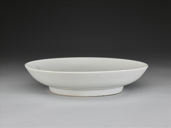甜白釉盤