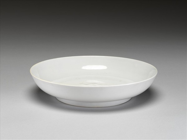 甜白釉盤