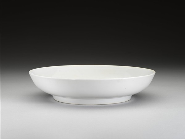 甜白釉盤