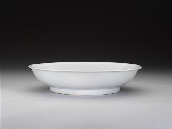 甜白釉盤