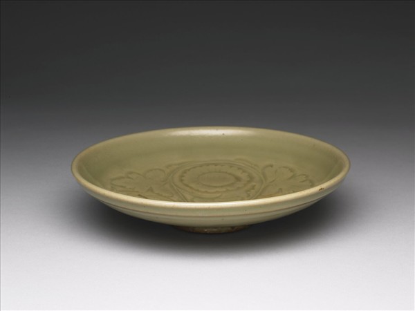 耀州窯 青瓷劃花菊花紋盤