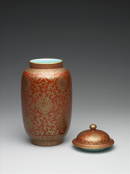 紅地描金萬福紋蓋罐