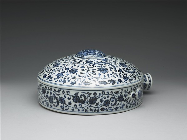 青花花卉紋扁壺