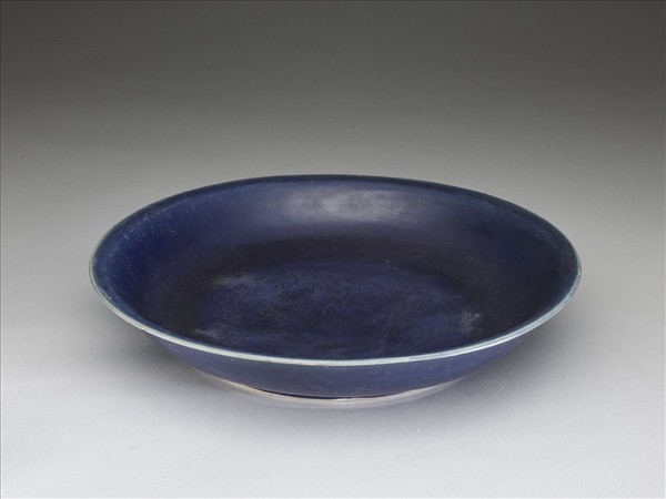 霽青釉雲龍紋盤