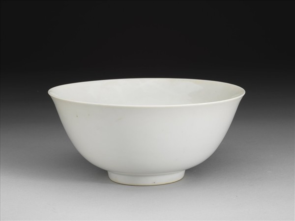 甜白釉碗