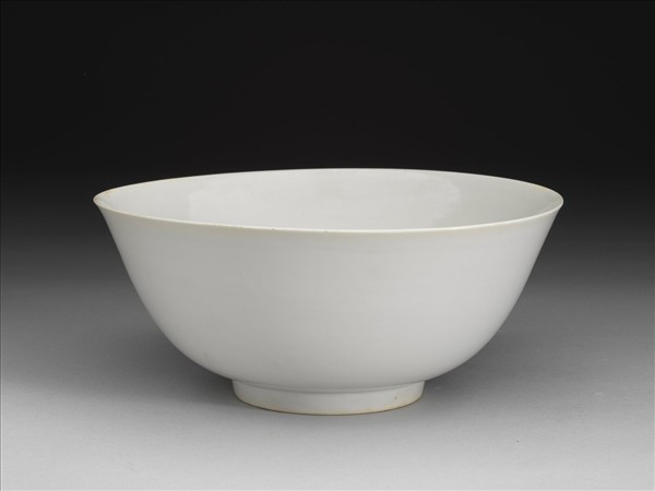 甜白釉碗