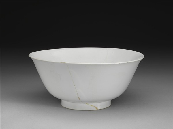 甜白釉碗