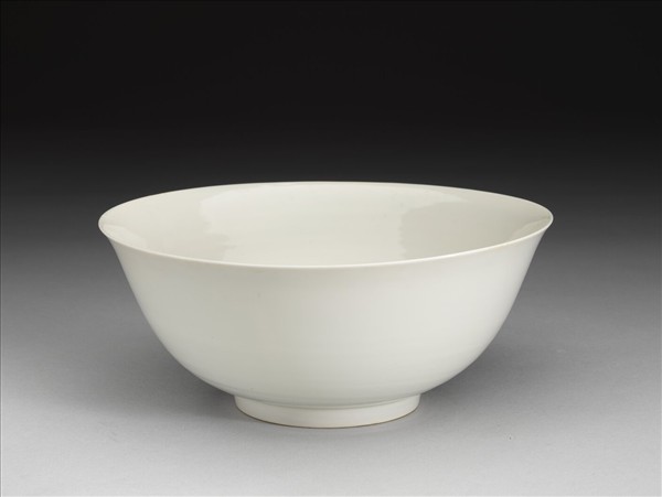 甜白釉碗