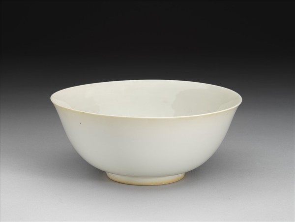 甜白釉碗
