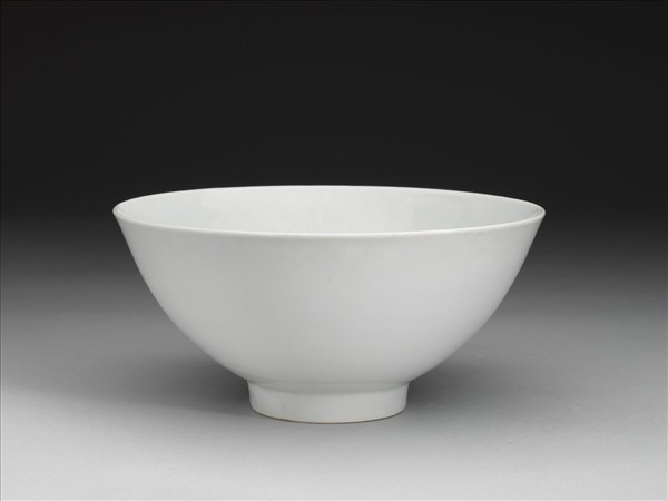 甜白釉碗