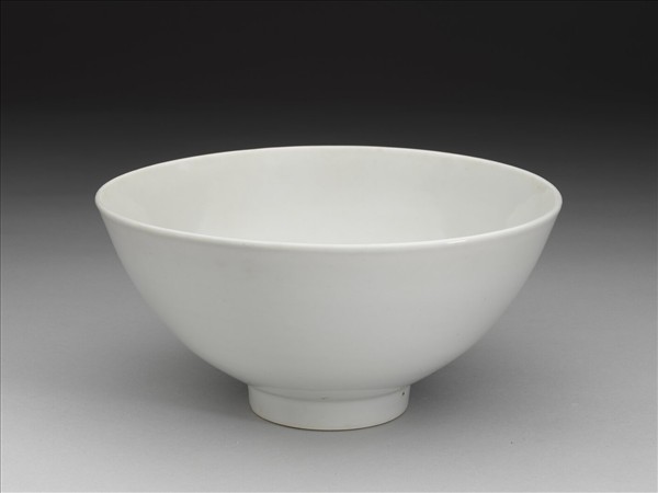 甜白釉碗