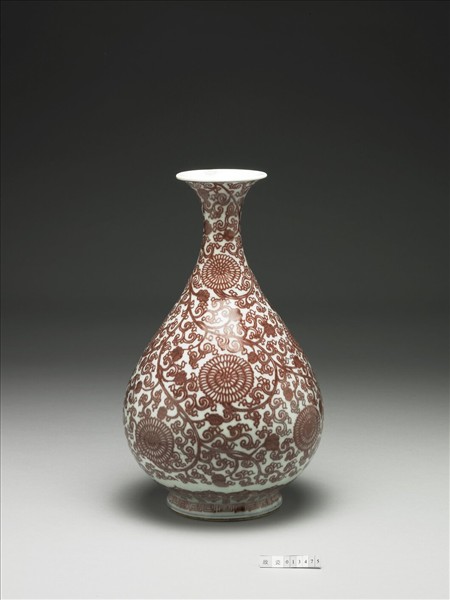 釉裡紅菊花紋瓶