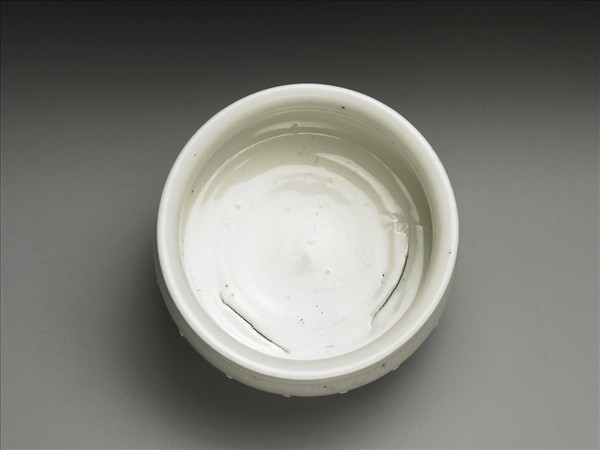 德化窯 白瓷獸面紋爐