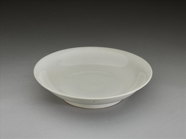 甜白釉碟