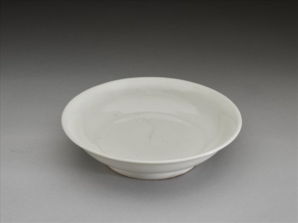 甜白釉碟