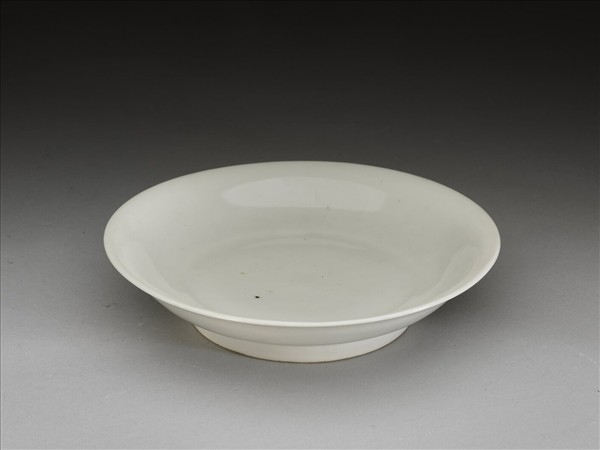 甜白釉碟