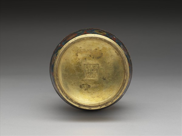 掐絲琺瑯花卉紋花插