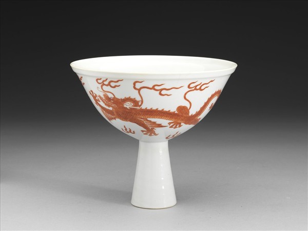 白瓷描紅雙龍紋高足碗