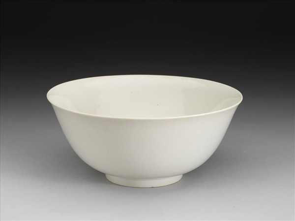 甜白釉碗