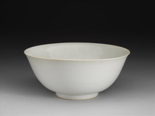 甜白釉碗