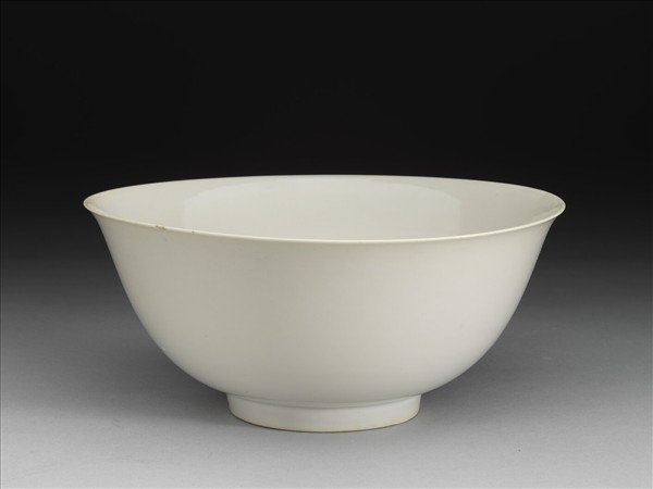 甜白釉碗