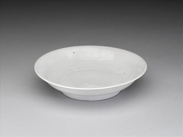 甜白釉碟